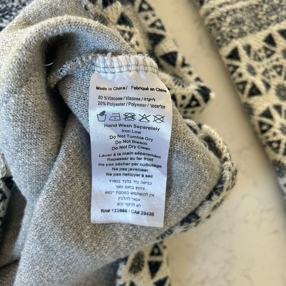 Anama Navy Blue & White Geometric Print High Low Hem Zip Up Hoodie - Picture 16 of 16